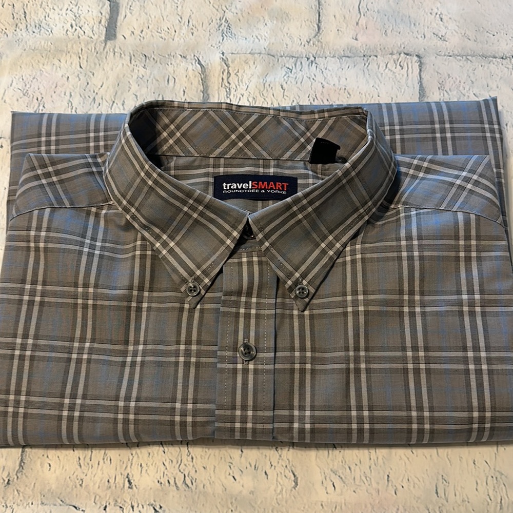 Roundtree & Yorke Travelsmart button down - Picture 9 of 9
